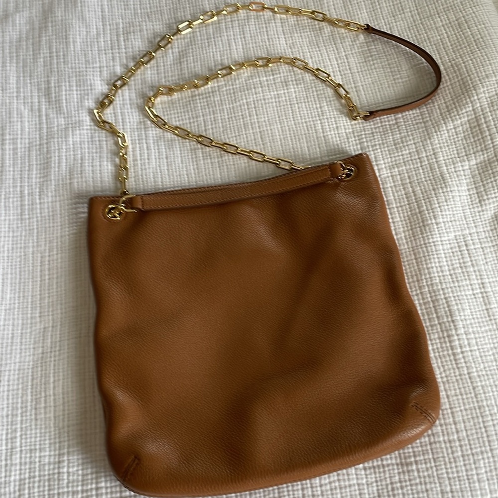 Tory Burch Brown Leather Bag with Gold Chain - Picture 5 of 10